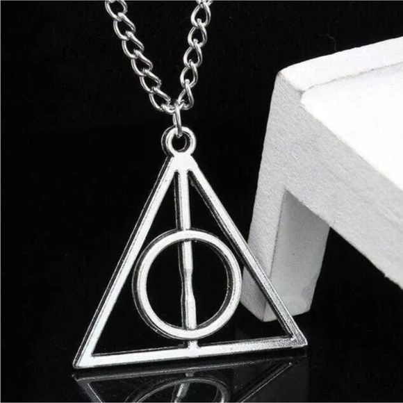 Jewelry - Silver Deathly Hallows Harry Potter Necklace